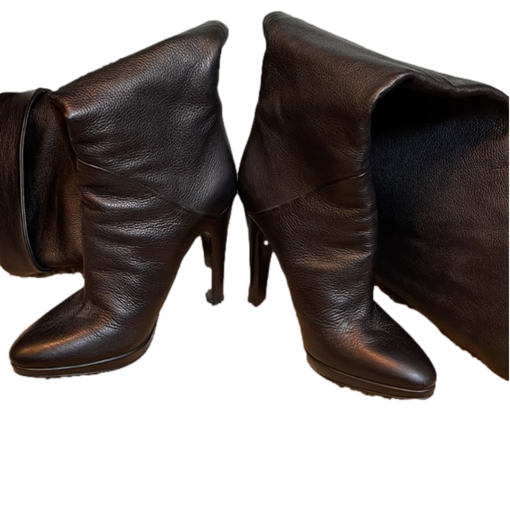 Boots - Picture 5 of 6